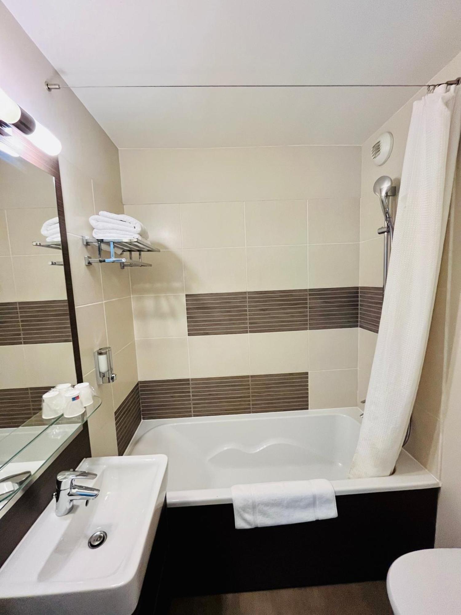 Standard Double Room,1662987269:JPEG